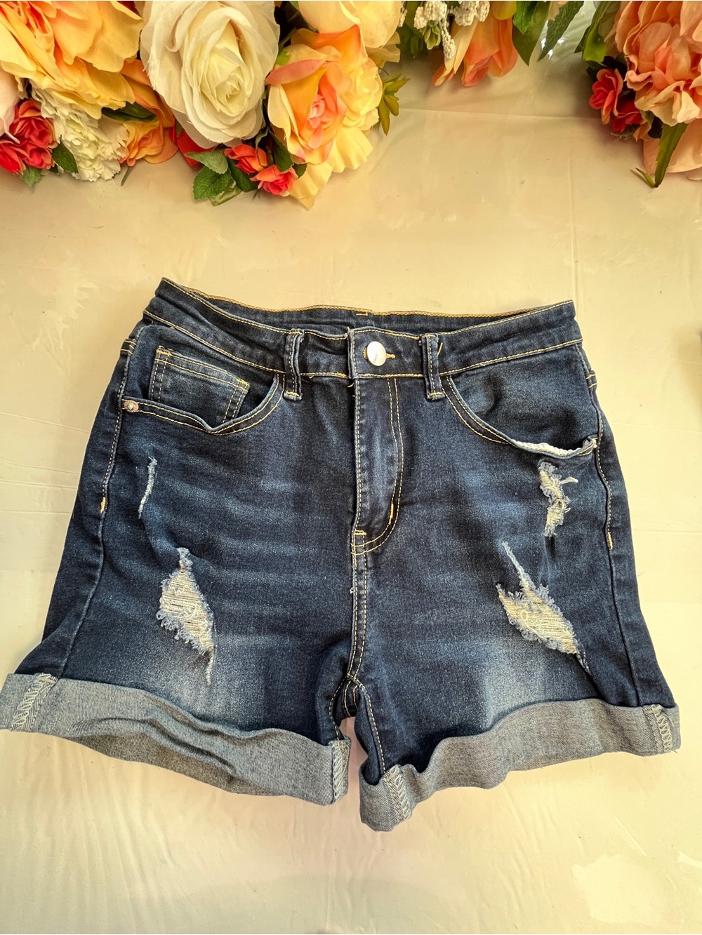 3/$20 Bundle 🌈 SHEIN Dark Wash Distressed Cuffed Denim Shorts Size 4